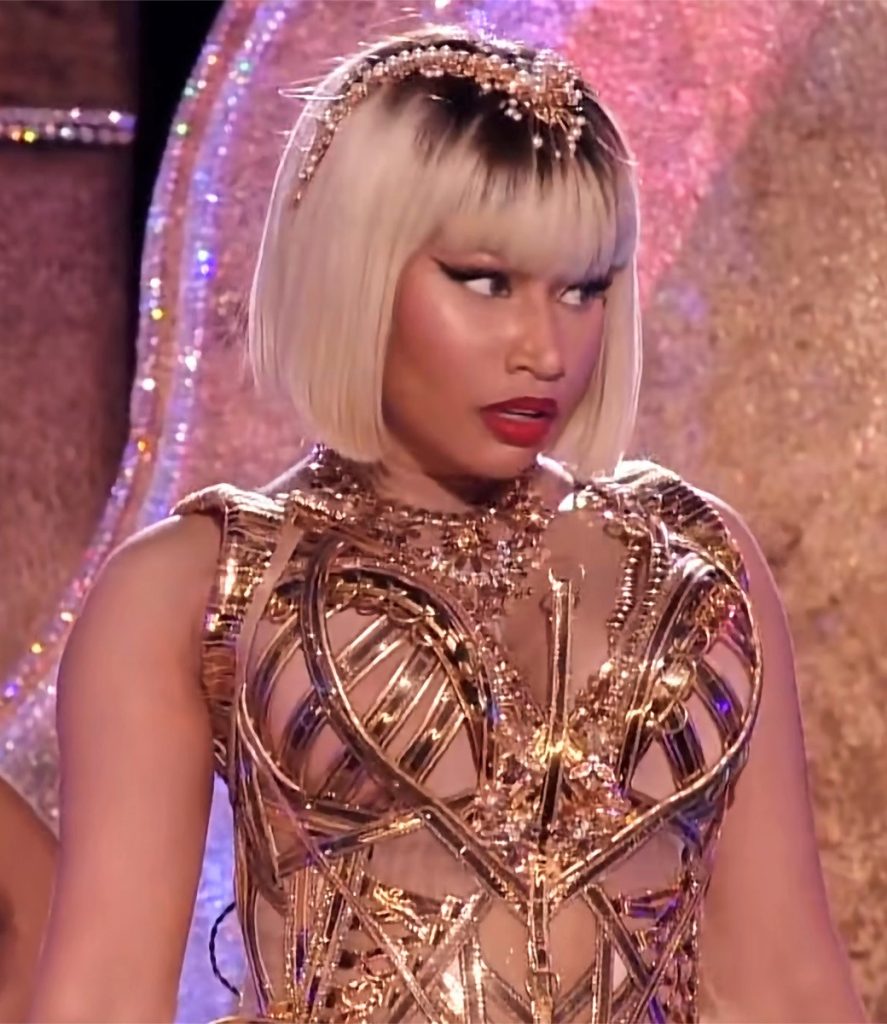 Nicki Minaj – Super Freaky Girl Roman Remix